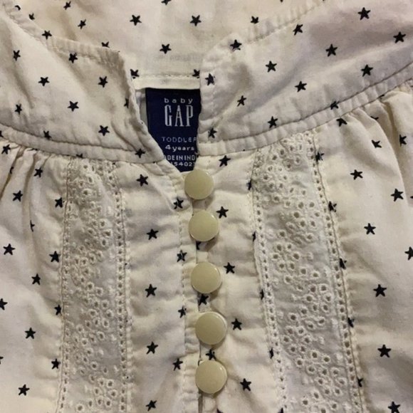 Girl’s top with blue stars size 4 years - Picture 3 of 4